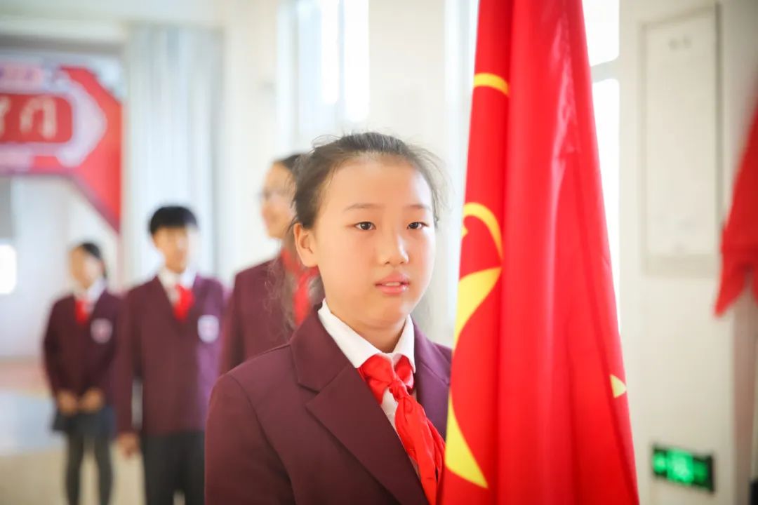 热烈庆贺你们加入中国少年先锋队