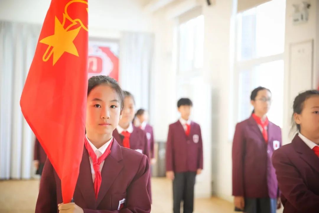 热烈庆贺你们加入中国少年先锋队