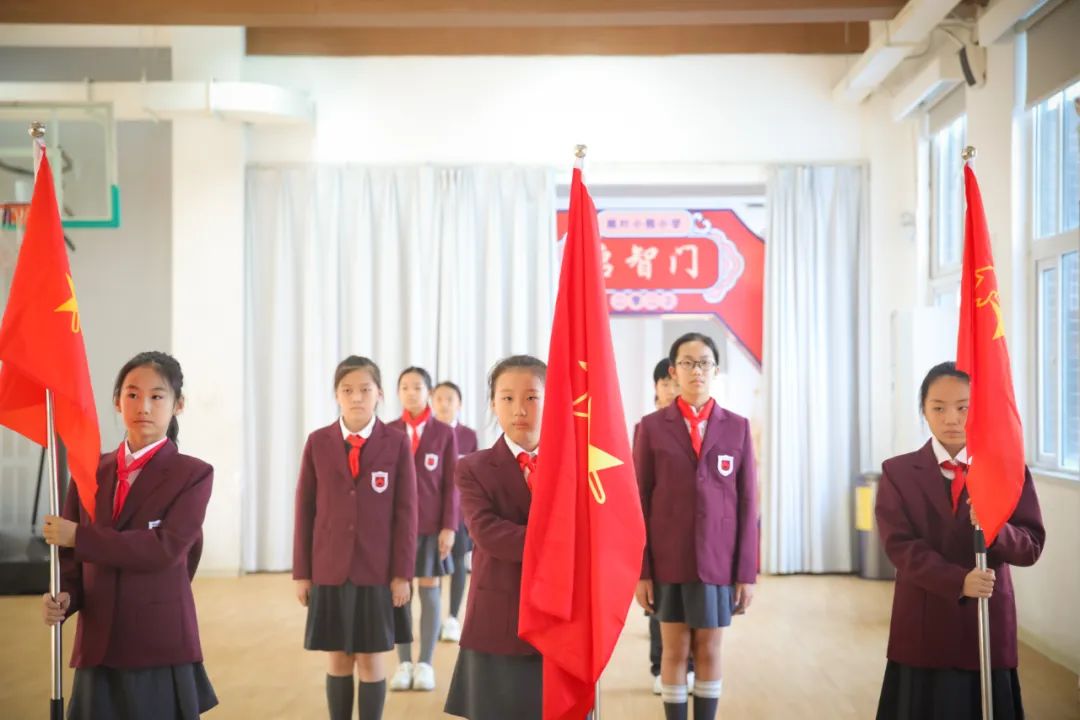 热烈庆贺你们加入中国少年先锋队