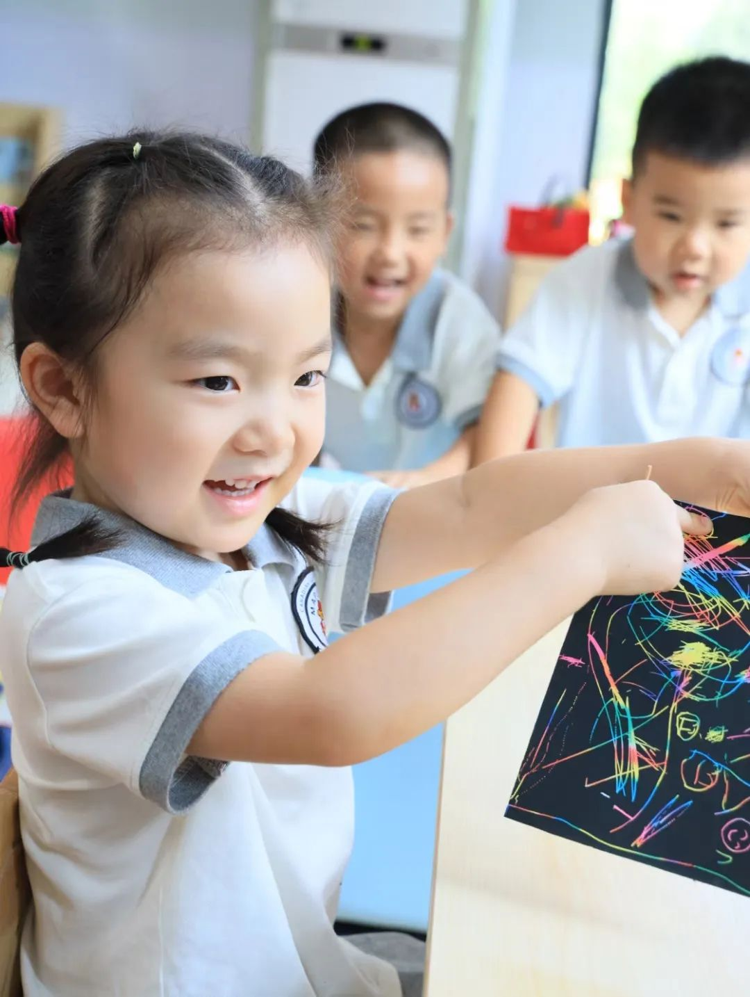 开学啦！共赴金秋美好，小熊宝们开学快乐！