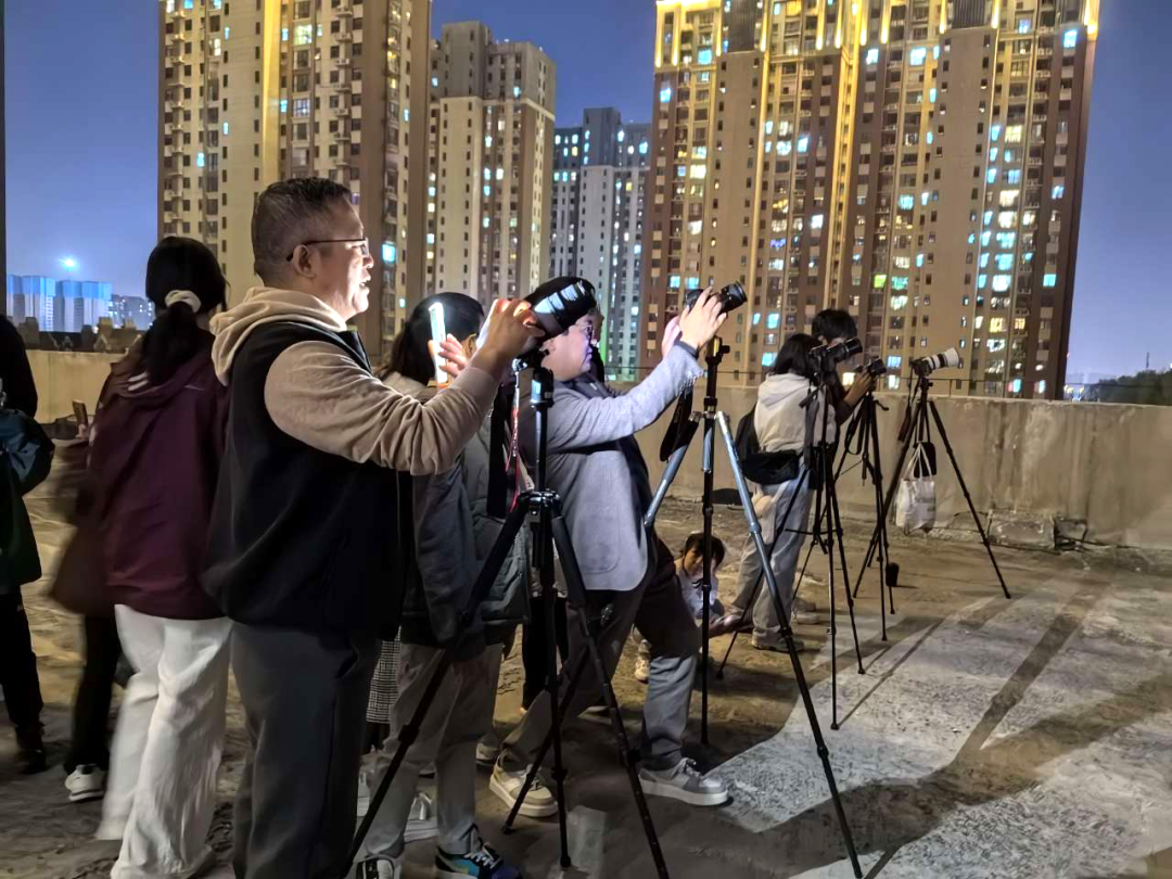 小熊月报10月多彩画卷：解锁校园的N多趣味瞬间!