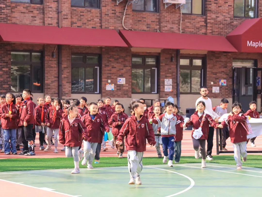 哇，Sci(ence)！国际小学科技节探索未来，high翻全场！