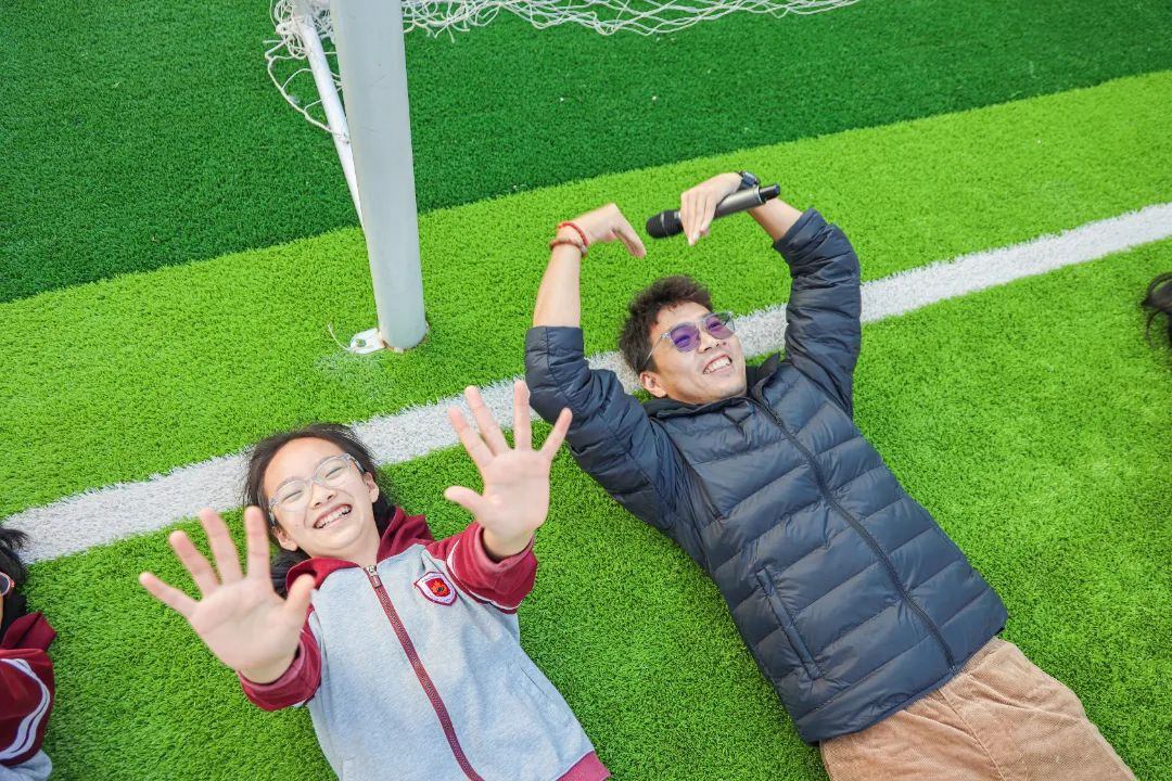 哇，Sci(ence)！国际小学科技节探索未来，high翻全场！