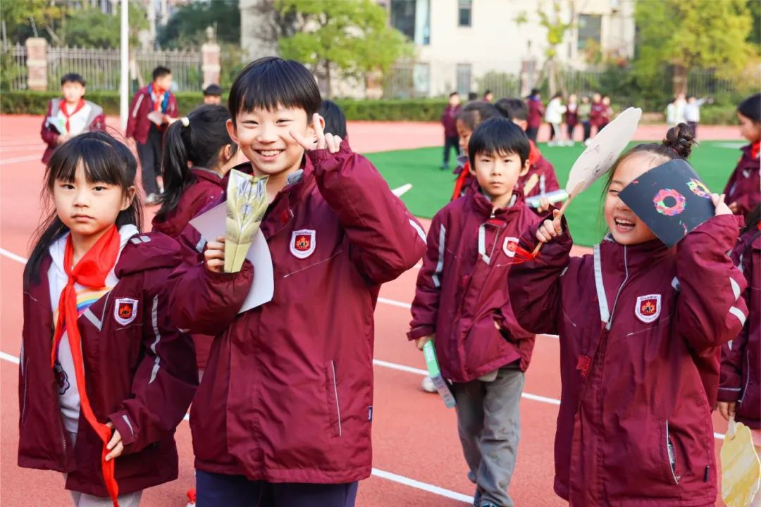 哇，Sci(ence)！国际小学科技节探索未来，high翻全场！