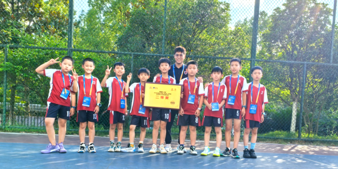 枫叶小熊小学英语浸入式多元体验营开启报名！