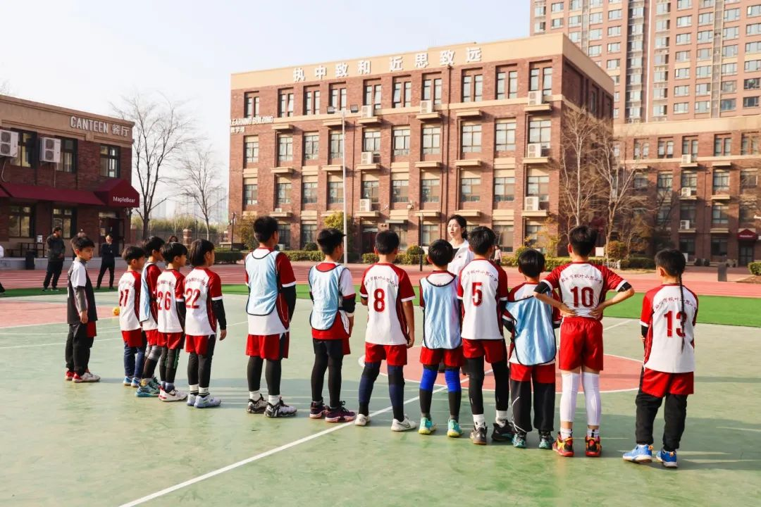这所学校的手球课凭啥火出圈？