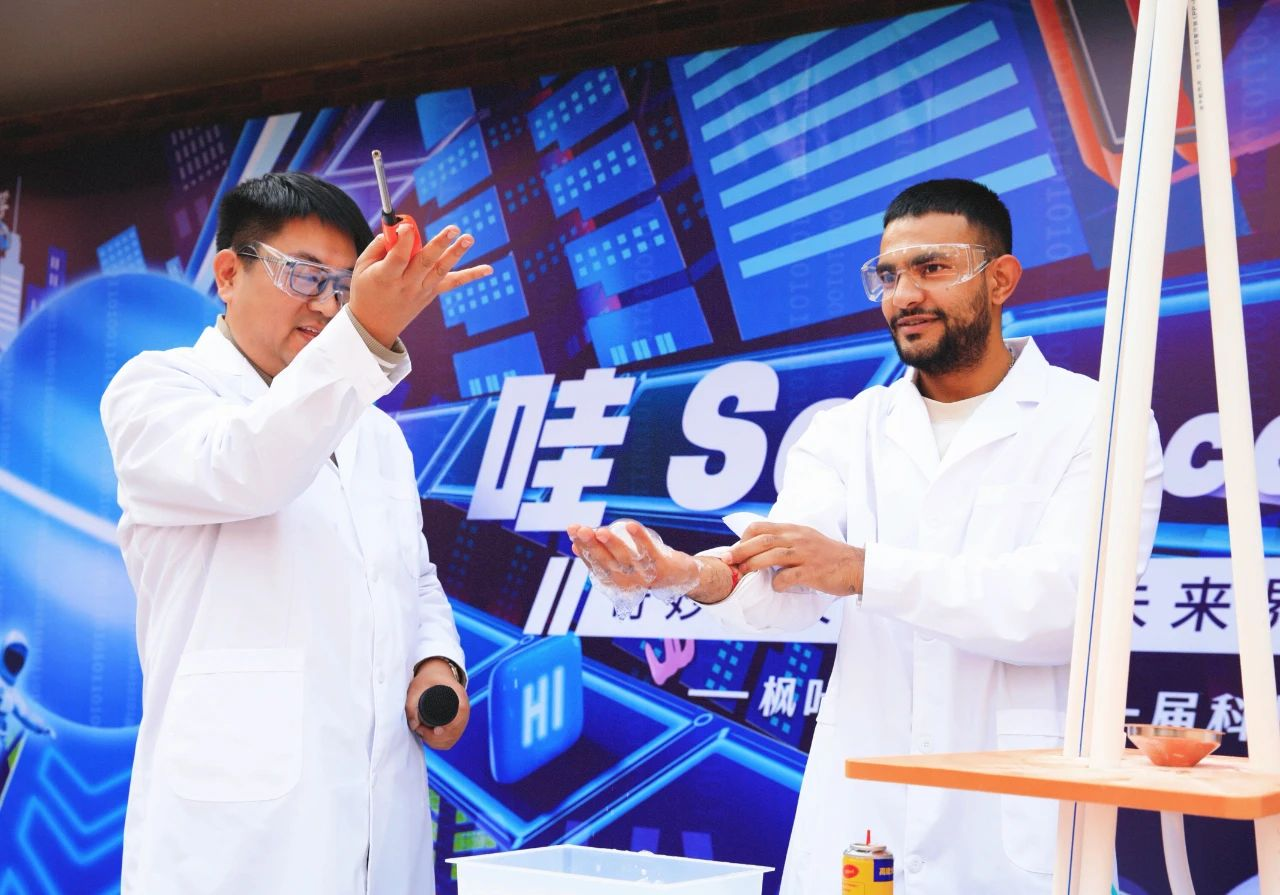 AI时代生存指南速览！